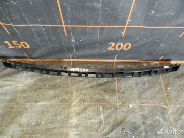 Кронштейн бампера заднего -Volkswagen Polo