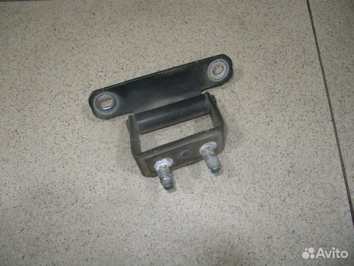 Петля двери багажника Hyundai Tucson (JM) 2004-20