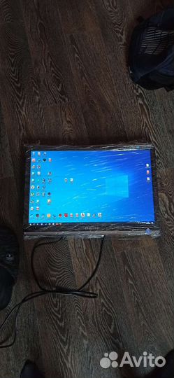 Монитор 21.5 дюймов