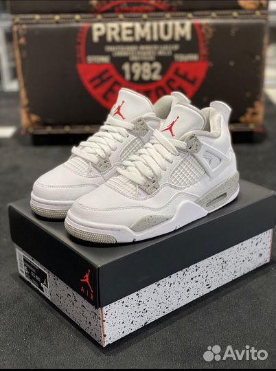 Кроссовки air jordan 4 retro