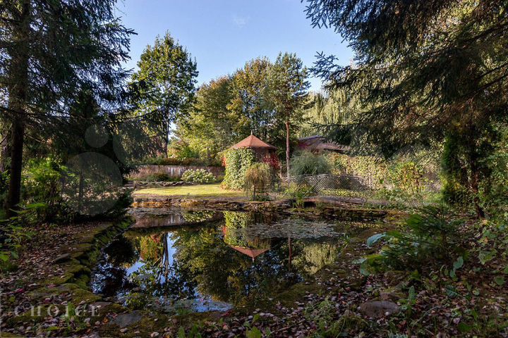 Коттедж 780 м² на участке 47,7 сот.