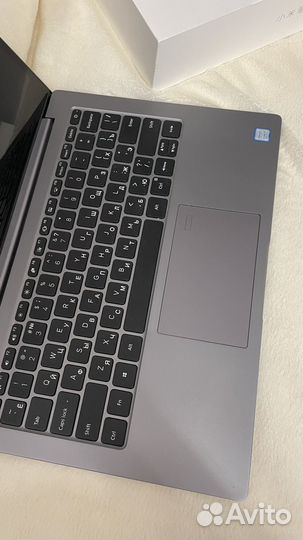 Ноутбук Xiaomi Mi Notebook Air 13. 3