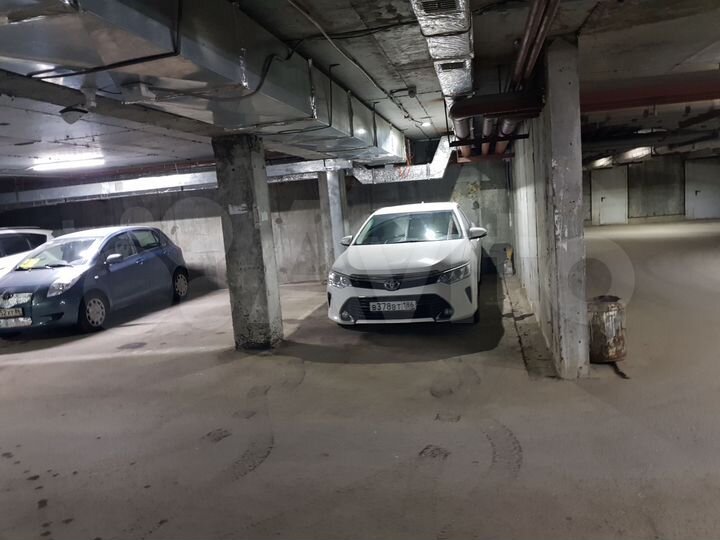 Машиноместо, 17 м²