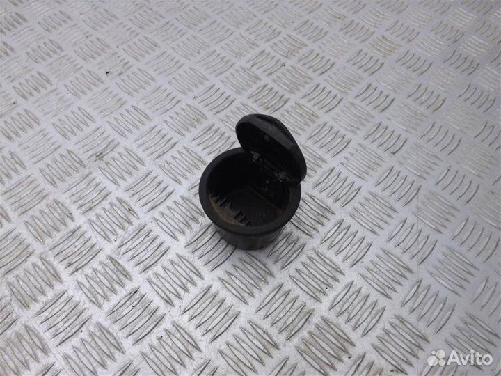 Пепельница Ford Focus 2 1.6 hwda 100 Л.С 2007