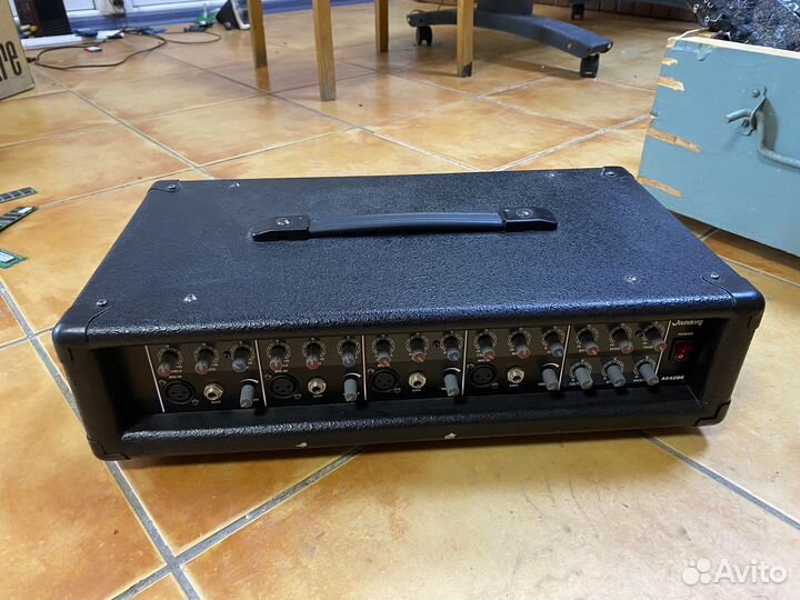 Микшерный усилитель Soundking ae42be