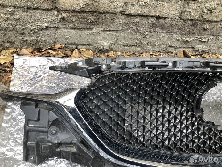 Решетка радиатора Мазда сх5 2017-2022