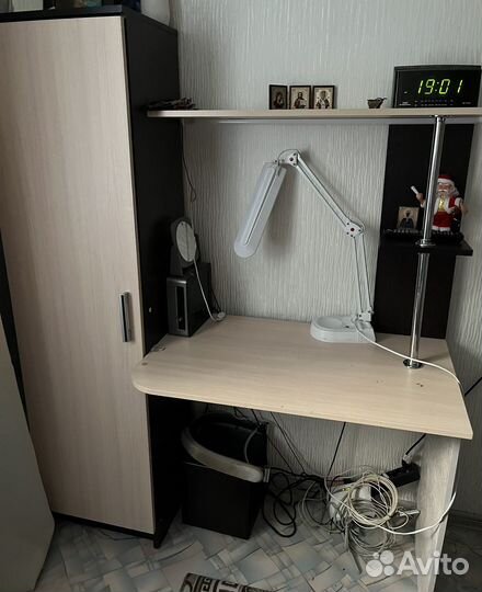 Компьютерный стол