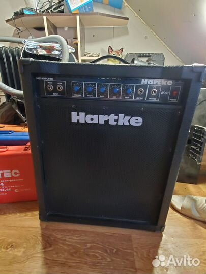 Басовый американский кабинет Hartke B900
