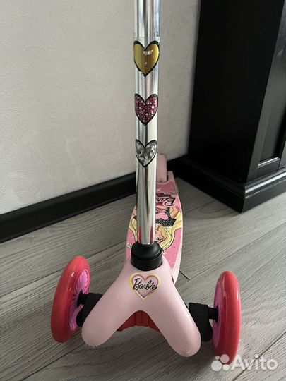 Самокат детский для девочки трехколесный
