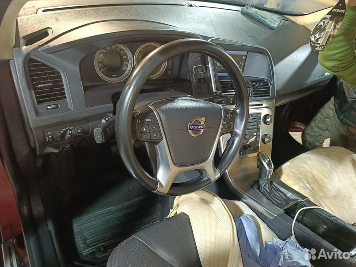 Volvo XC60 2.4 AT, 2012, 260 000 км