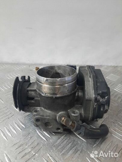 Дроссельная заслонка Volkswagen Golf 4 2.0 APK