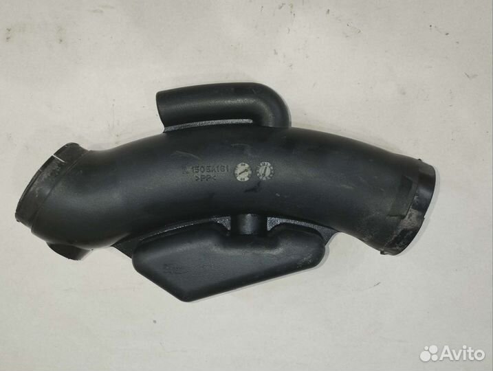 Патрубок воздушного фильтра Паджеро 4