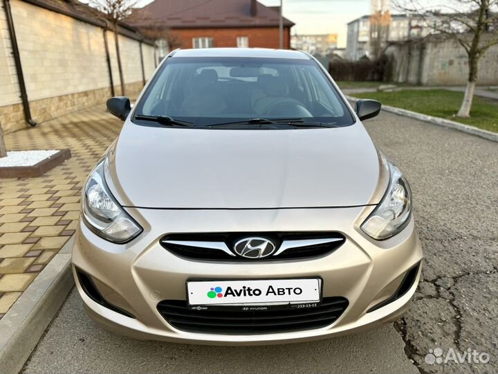 Hyundai Solaris 1.4 AT, 2013, 147 300 км