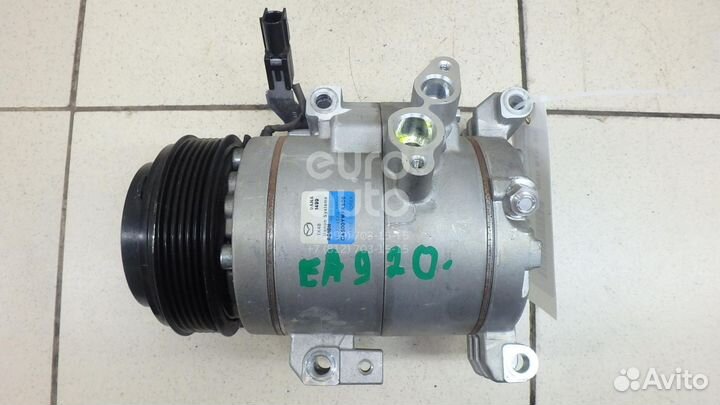 Компрессор кондиционера TK4861450 mazda