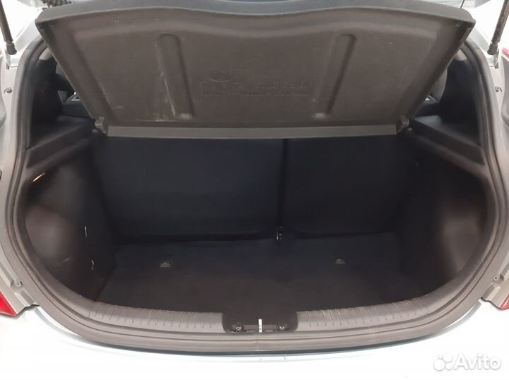 Hyundai Solaris 1.6 AT, 2011, 84 000 км