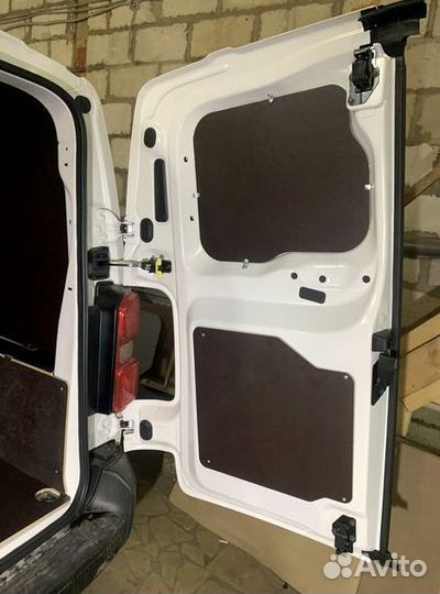 Обшивка кузова Ситроен Джампер