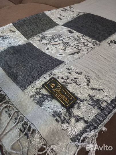 Палантины и шарфы женские