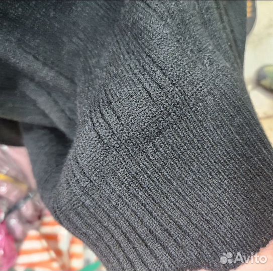 Свитер женский