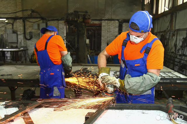 Сварщики решёток на окна