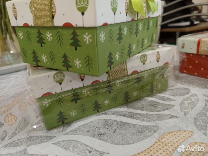 Подарочные новогодние коробочки
