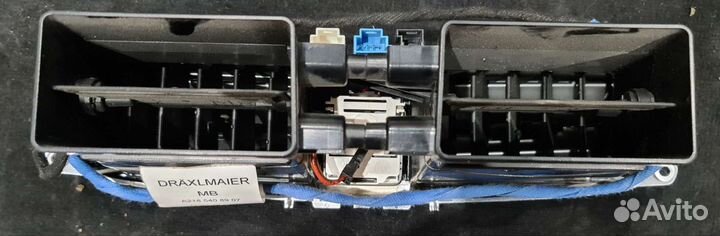 Центральный воздуховод печки Mercedes CLS218