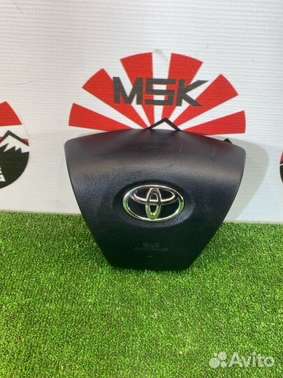 Аирбаг на руль Toyota Camry 50