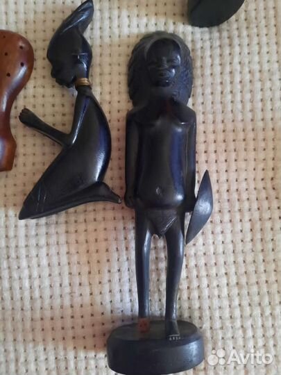 Фигурки из дерева