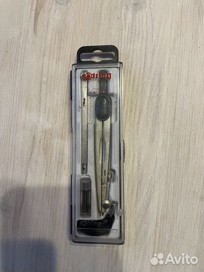 Готовальня rotring циркуль
