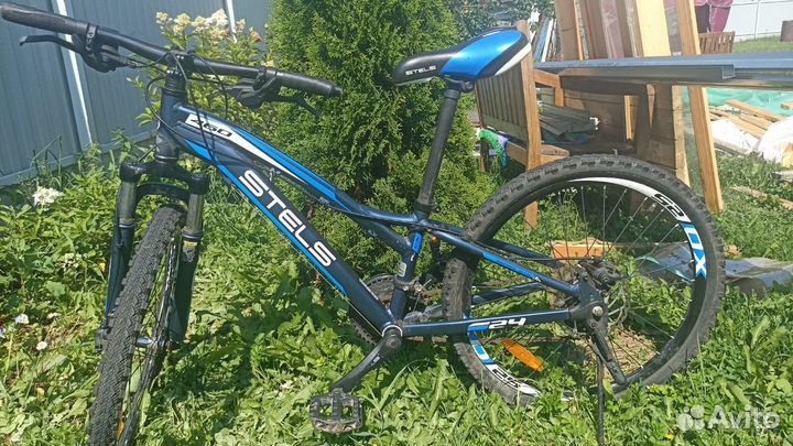 Велосипед Stels навигатор 25. б/у для подростков