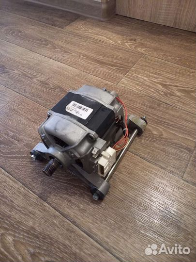 Двигатель стиральной машины