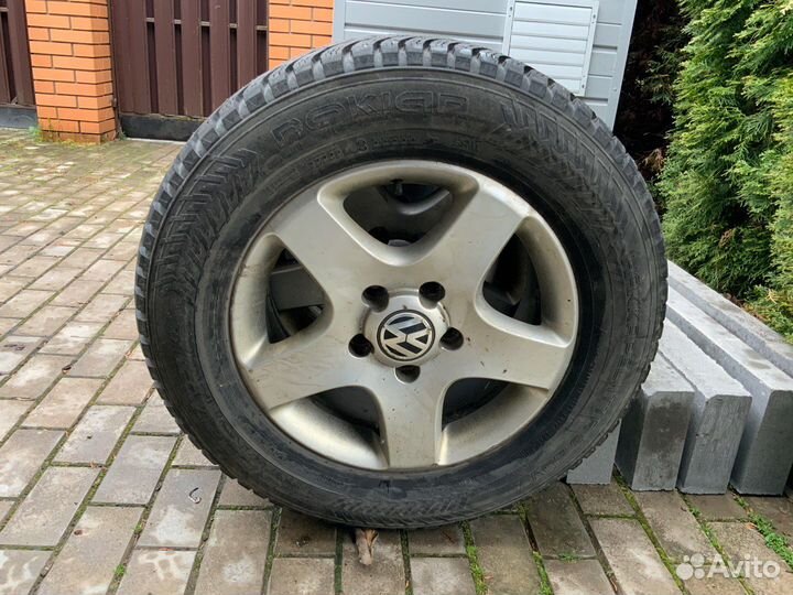 Диски для Touareg r17 шины Nokian Hakkapeliitta 8