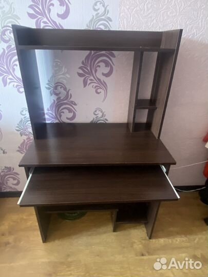 Компьютерный стол