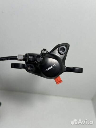 Гидравлические тормоза Shimano BL-MT200