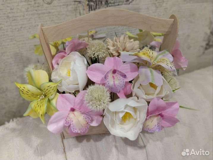 Светильник корзинка цветов ручной работы