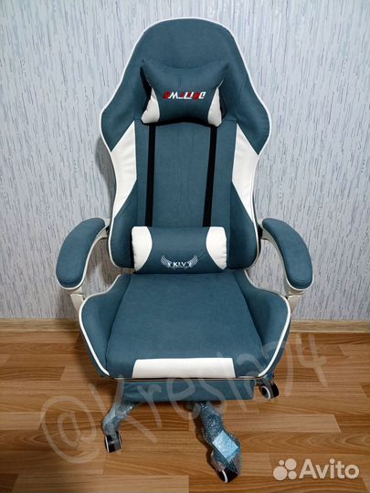 Геймерское кресло из ткани синего цвета