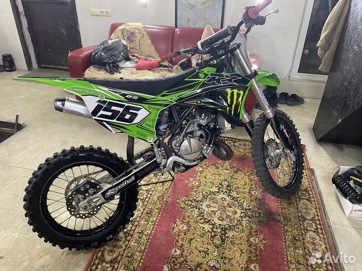 Кроссовый мотоцикл Kawasaki kx 85
