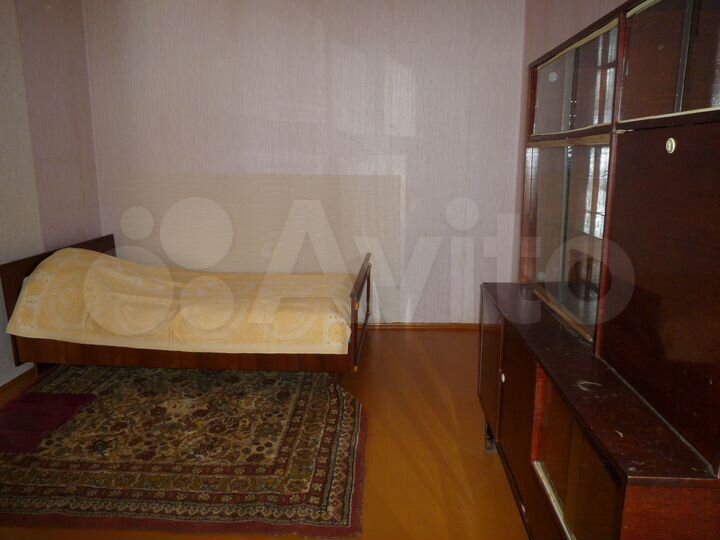 2-к. квартира, 43 м², 2/5 эт.