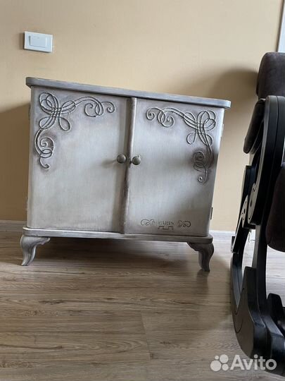 Тумба старинная