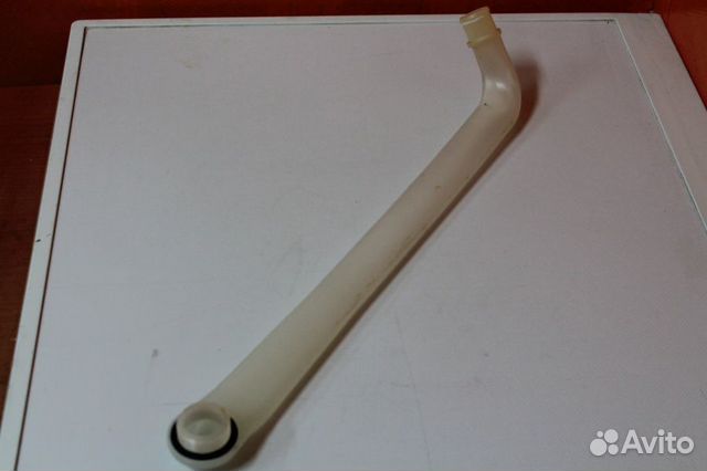 Трубка подачи воды Indesit C00056001 бу. 2302