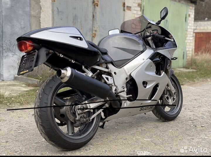 Suzuki gsx-r600 srad