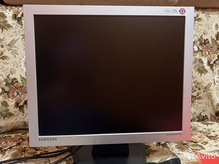 Монитор Samsung (рабочий в идеальном состоянии)