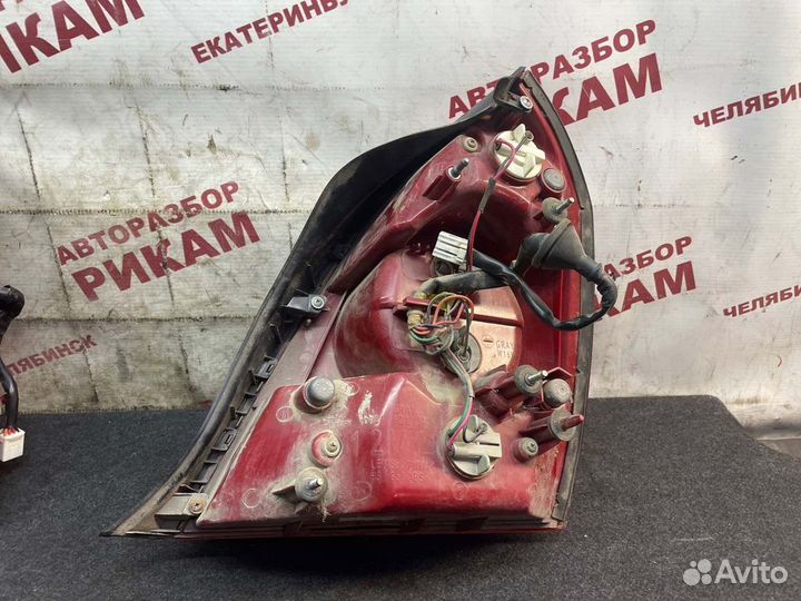 Стоп-сигнал левый Hyundai Elantra XD G4GC 2004