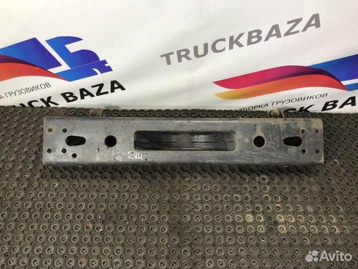 Поперечина под передний бампер