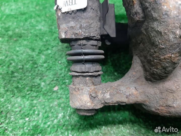 Суппорт тормозной передний правый Peugeot 407 (6E