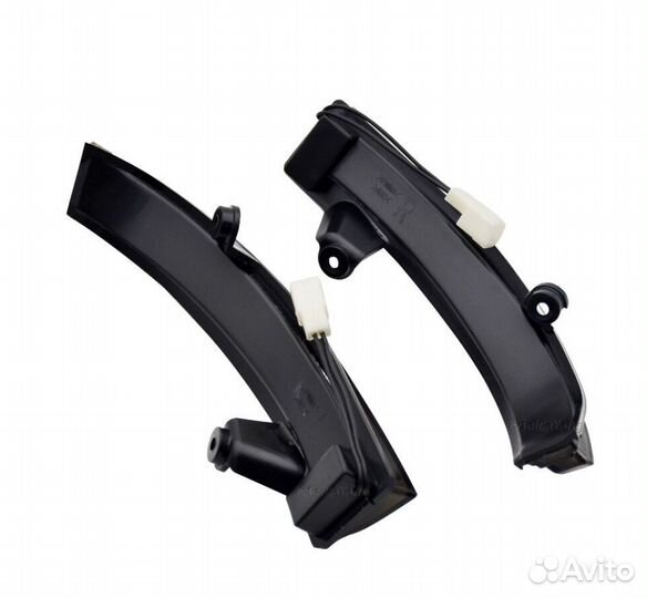 Повторитель поворота в зеркало Nissan Teana J32