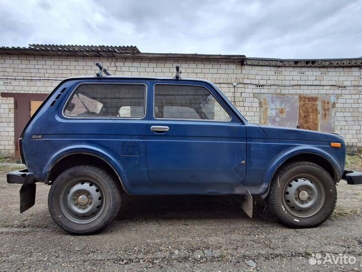 LADA 4x4 (Нива) 1.7 МТ, 2005, 75 000 км