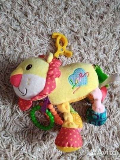 Погремушки и развивашки