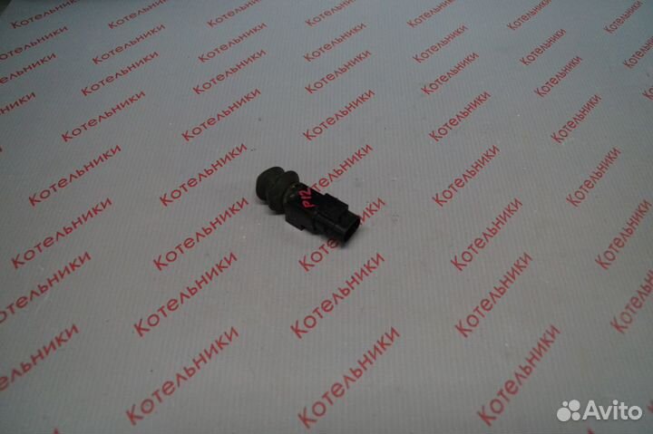 Nissan 25362-AV600 Концевик капота