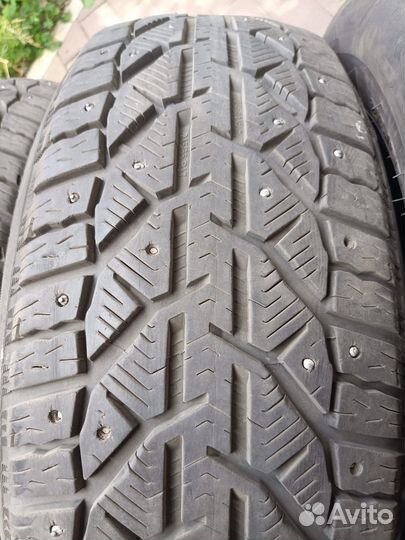 Tigar SUV Ice 215/65 R17 103T