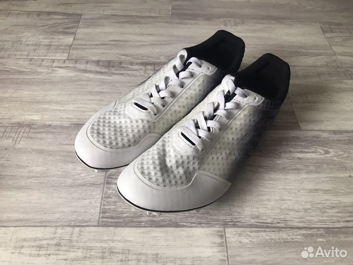 Бутсы беговые с шипами, 43 р